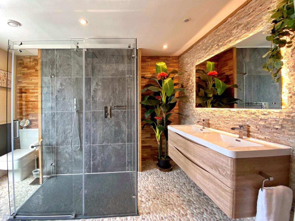 Hambrook House Canterbury - New Luxury Guest House With Espa Spa Complex Exteriör bild